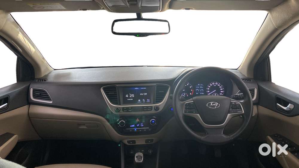 Hyundai Verna 1.6 Sx (o) Vtvt, 2019, Petrol