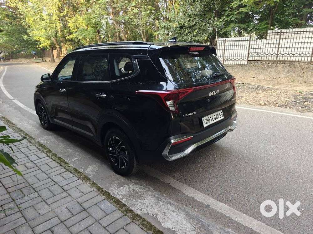 Kia Carens Luxury (o)1.5 Diesel At 7 Str, 2022, Diesel