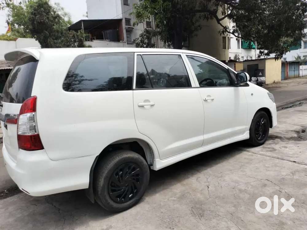 Toyota Innova 7 Str 2014 Diesel Car