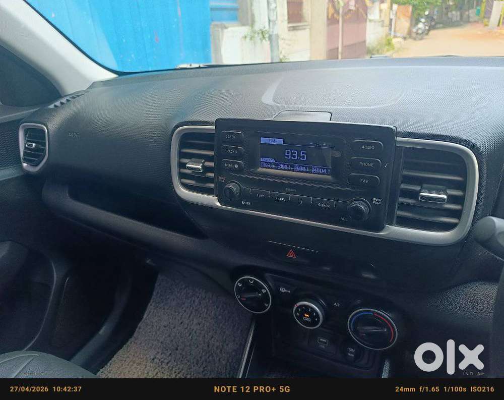 Hyundai Venue 1.2 S (o), 2019, Petrol