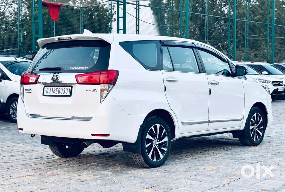 Toyota Innova Crysta [2020-ongoing] 2.4 Zx 7 Str, 2023, Diesel