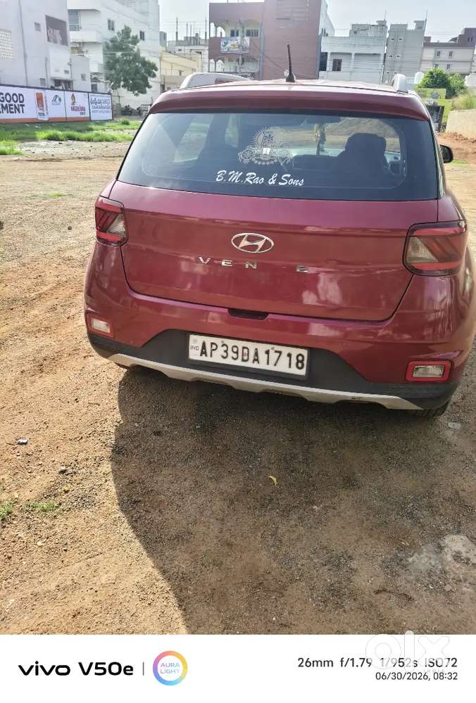 Hyundai Venue 2019 Diesel 150000 Km Driven