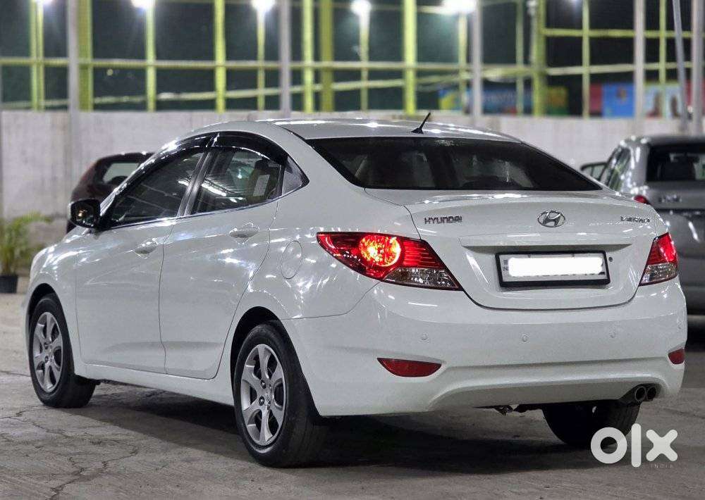 Hyundai Verna, 2011, Petrol