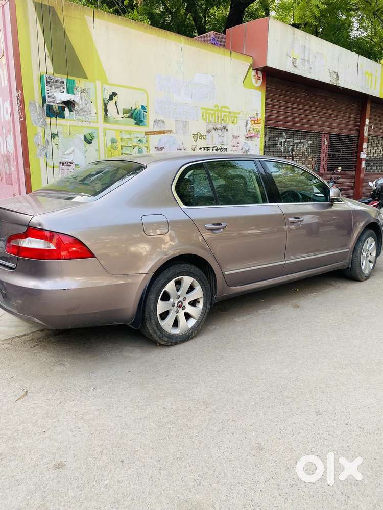 Skoda Superb 1.8 Elegance Tsi At, 2012, Petrol