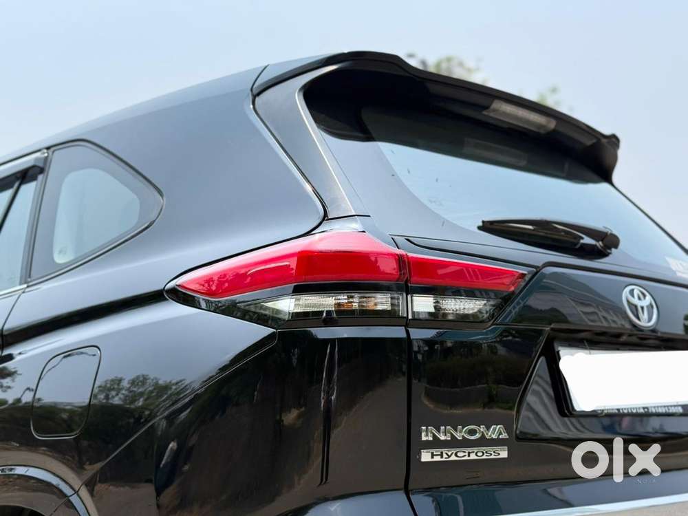 Toyota Innova Hycross Gx (o), 2024, Petrol