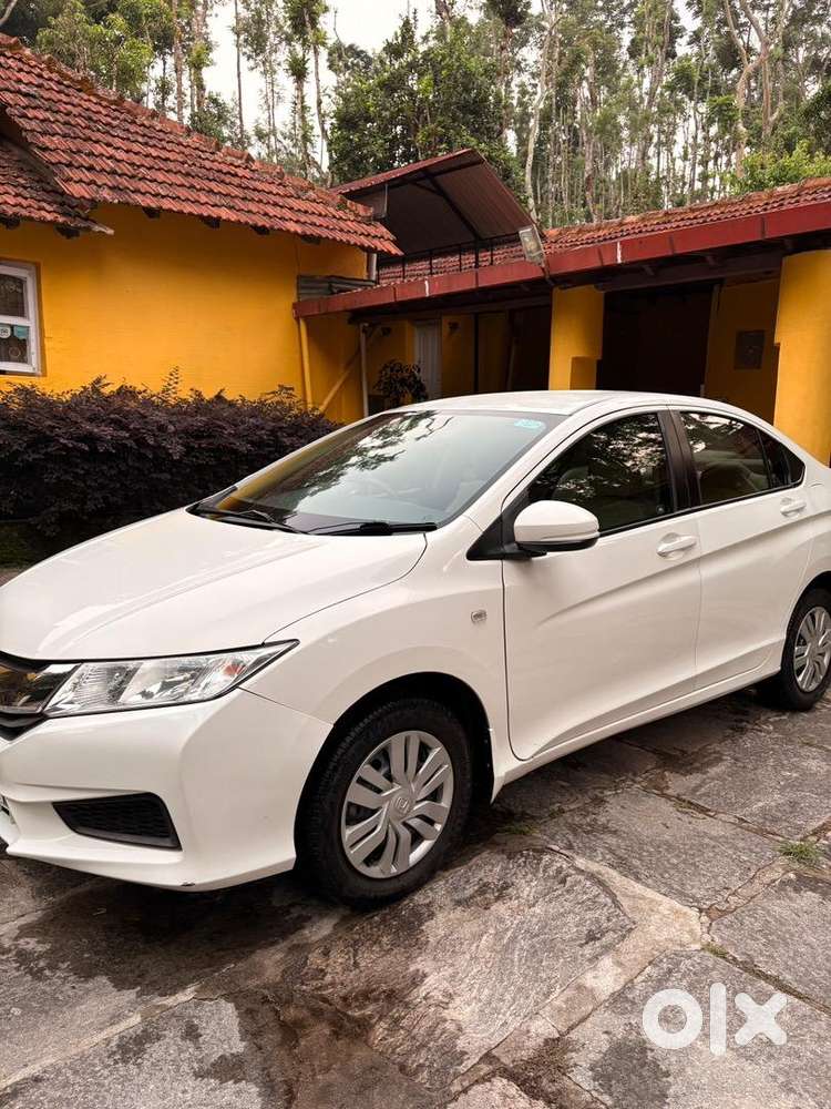 Honda City 2014 Petrol Showroom Maintained