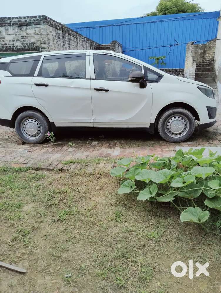 Mahindra Marazzo 1.5 2019