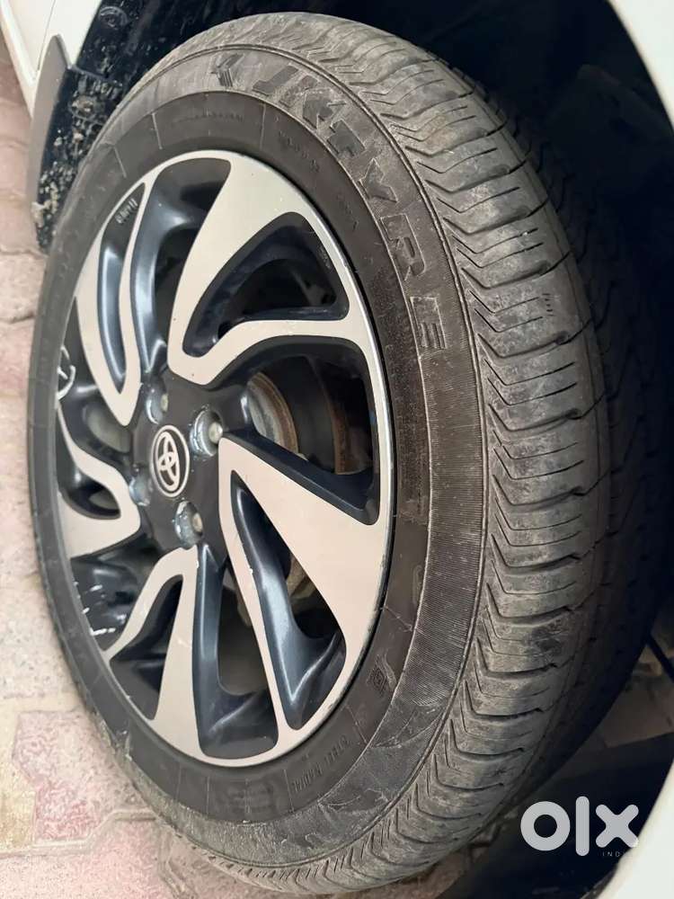 Toyota Glanza 2021 Top Model Petrol Well Maintained
