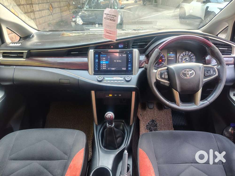 Toyota Innova Crysta 2.4 V, 2016, Diesel