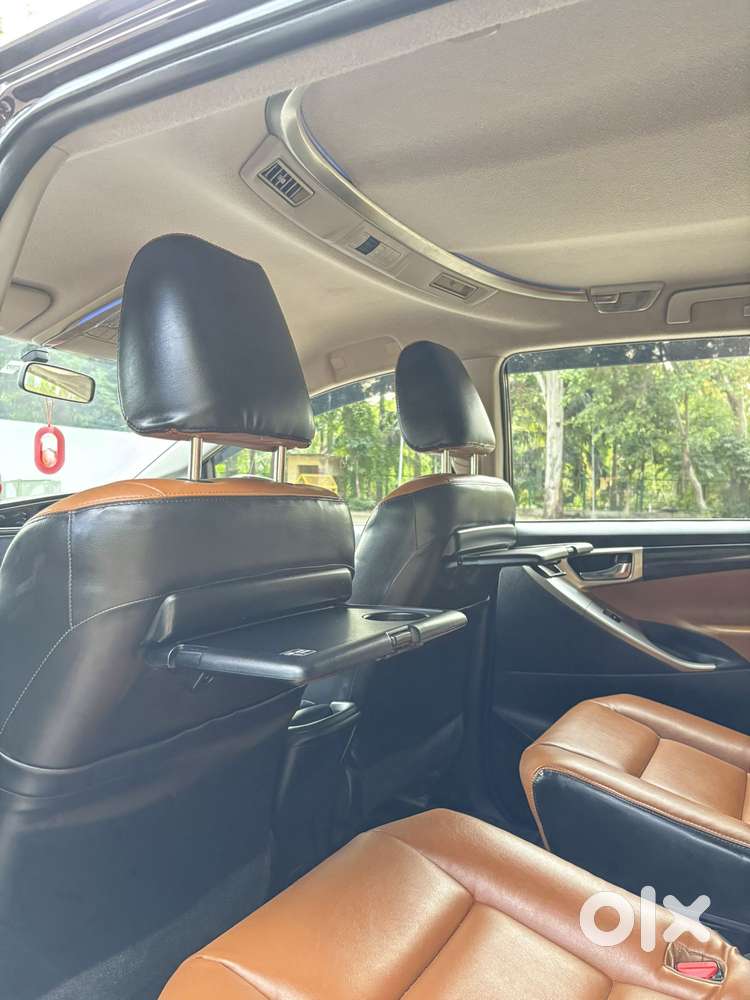 Toyota Innova Crysta 2.4 V 7 Str, 2017, Diesel