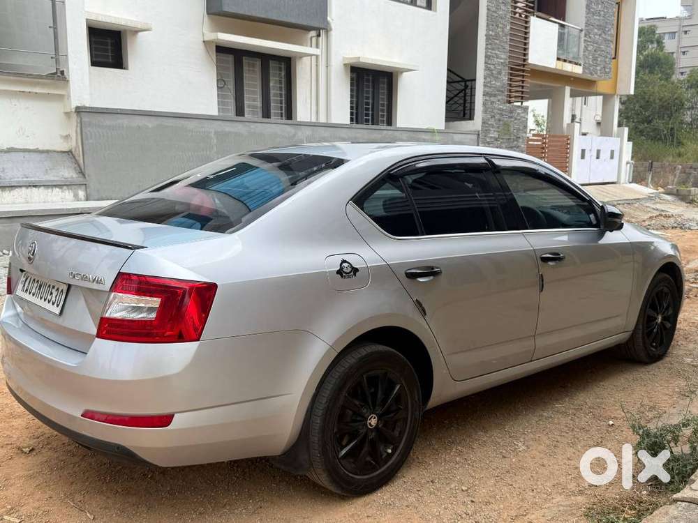 Octavia At At Excellent Condition