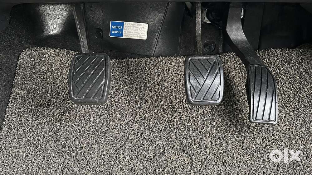 Maruti Suzuki Swift 1.2 Vxi (o), 2017, Petrol