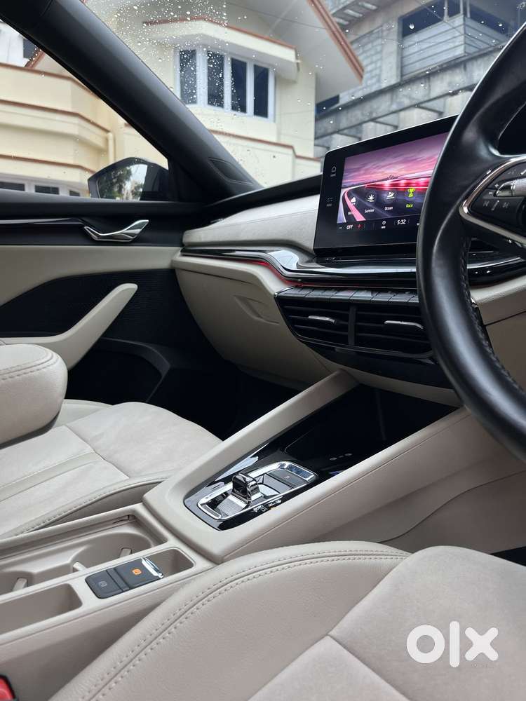 Skoda Octavia 2.0 Style Tsi At, 2022, Petrol