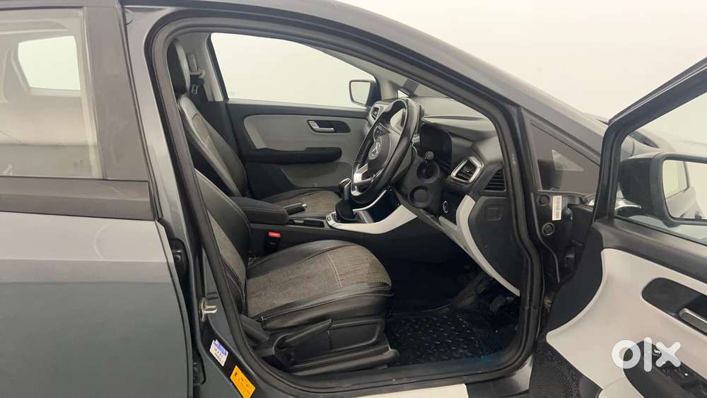 Tata Altroz Xz, 2021, Petrol