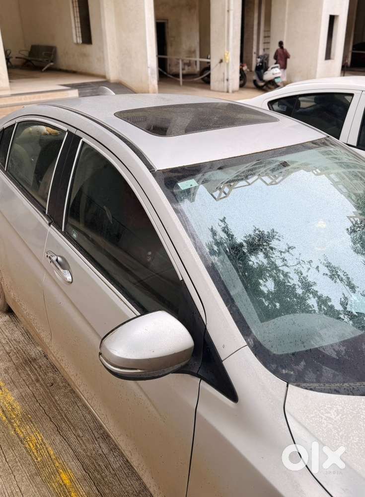 Honda City 2014 Diesel - Sunroof Model
