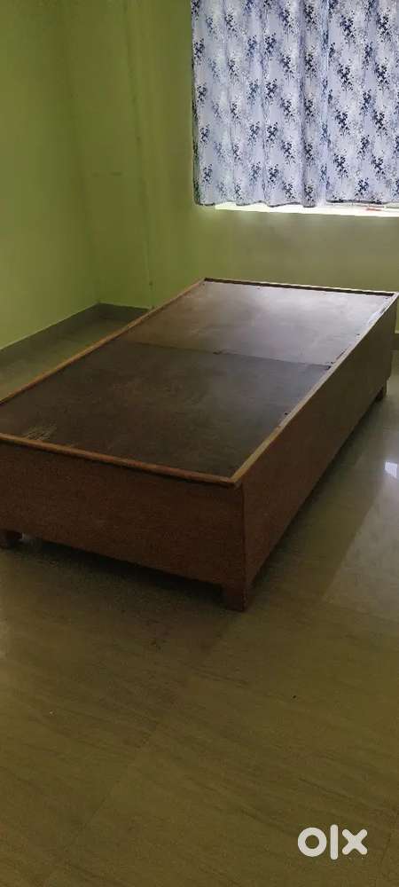 wooden bed