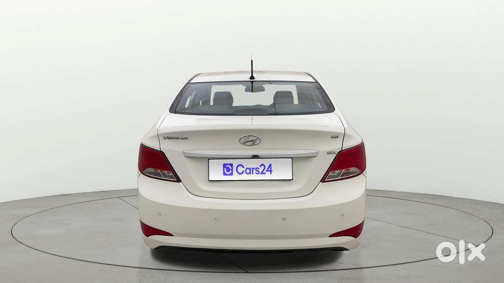 Hyundai Verna [ ] Fluidic 4s 1.6 Vtvt Sx, 2015, Petrol