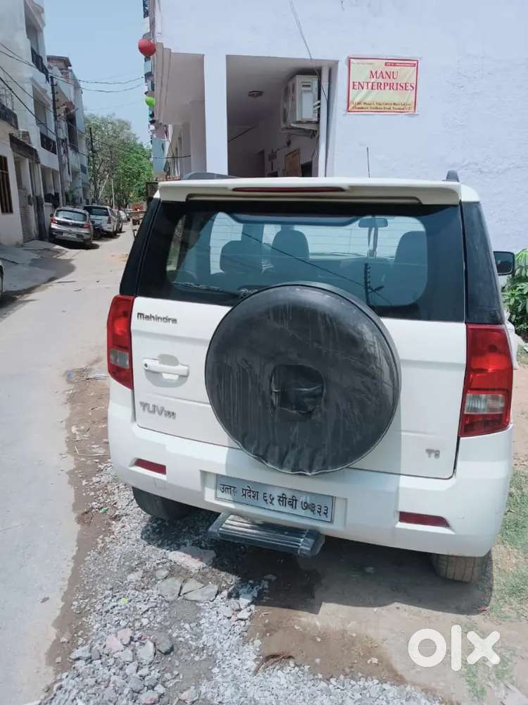 Mahindra Tuv 300 2015 Diesel 170000 Km Driven