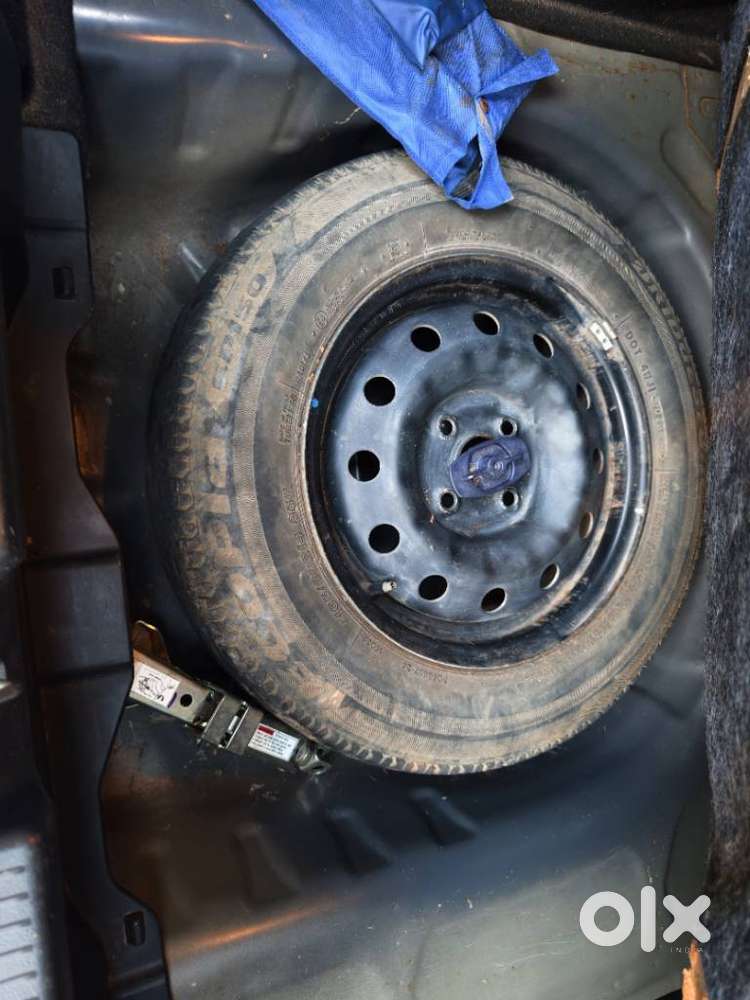 Maruti Suzuki Swift Dzire 1.2 Vxi Bsiv, 2018, Petrol