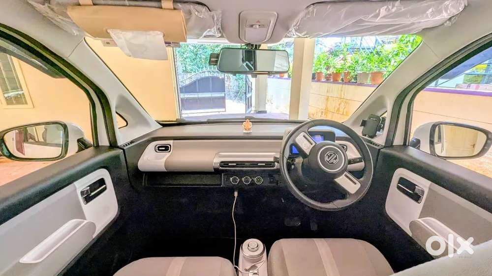 Almost New! Mg Comet Ev Executive (sep 2025)  Only 5,980 Km Driven