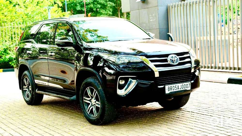 Toyota Fortuner [2021-ongoing] 2.8 2wd Diesel Mt, 2020, Diesel