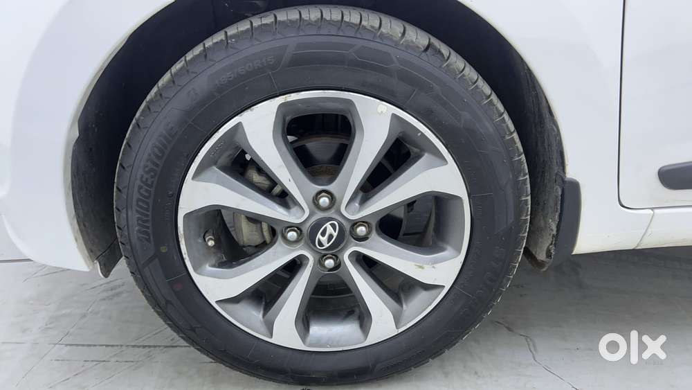 Hyundai Xcent 1.2 Vtvt Sx Option, 2015, Petrol