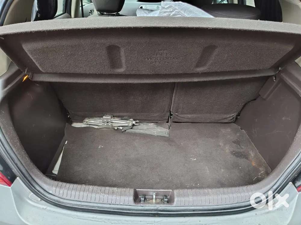 Hyundai I20 Sportz 2010 Model