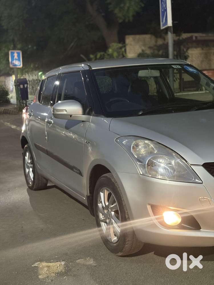 Maruti Suzuki Swift Zxi, 2012, Petrol