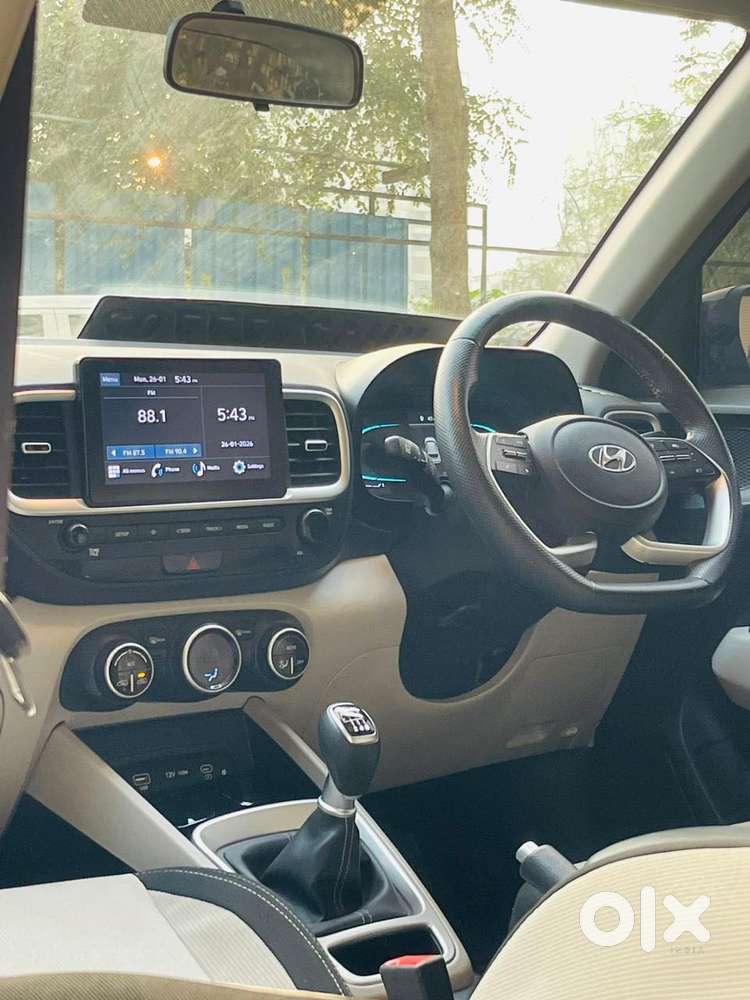 Hyundai Venue Sx Mt, 2024, Diesel