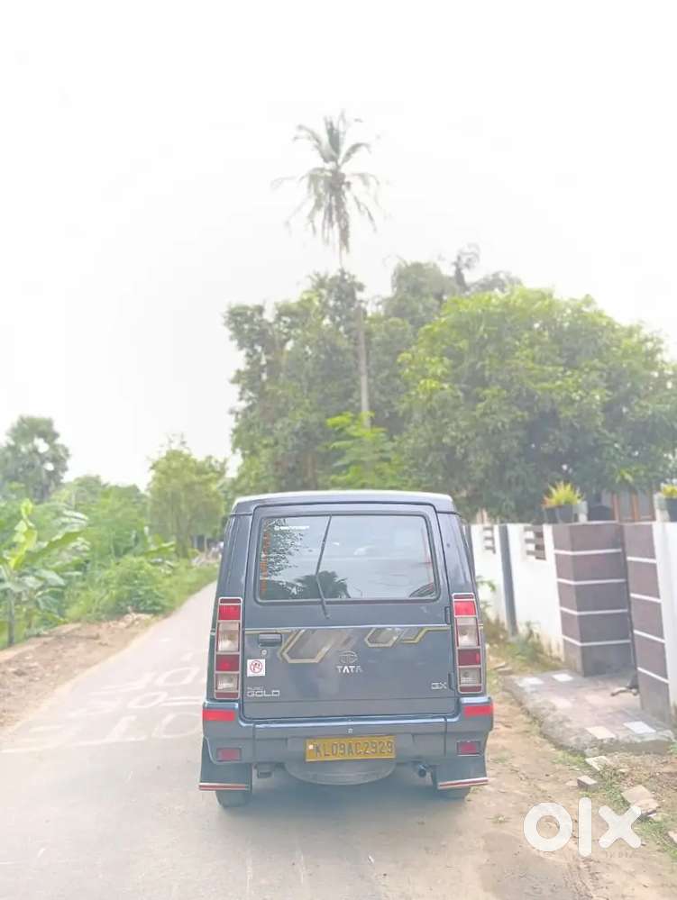 Tata Sumo Gold Lx 2012