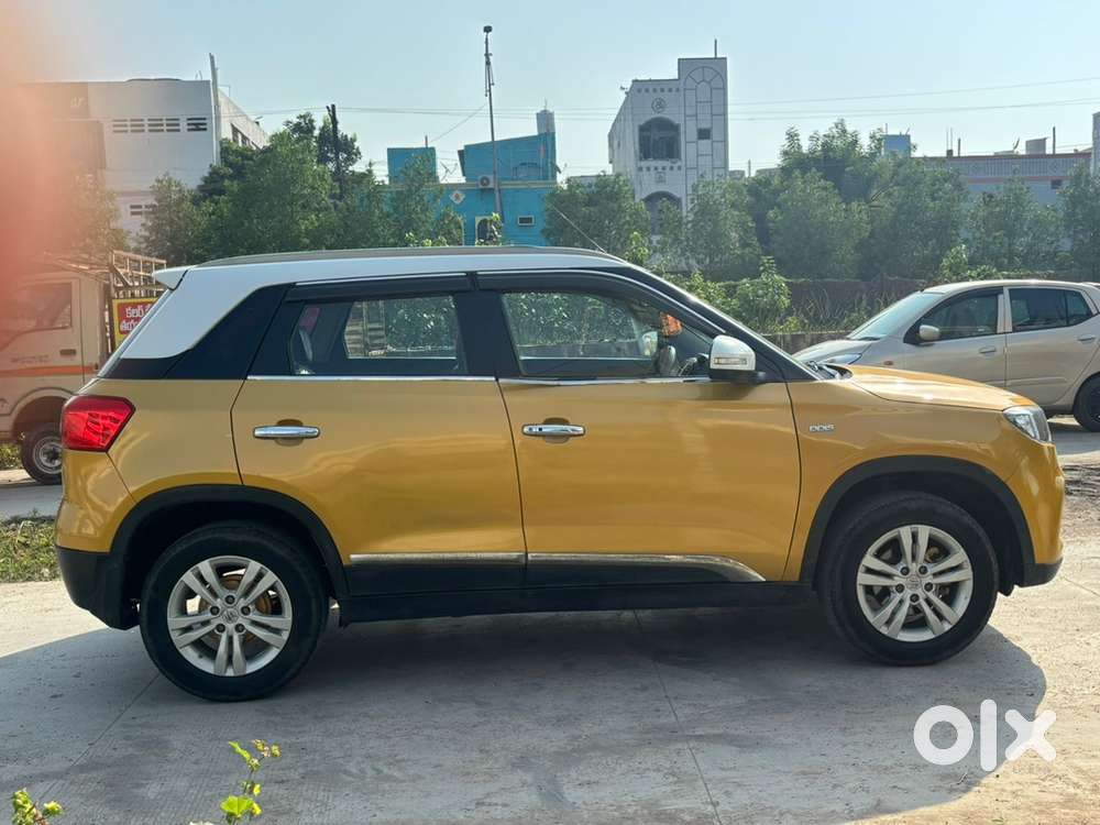 Maruti Suzuki Brezza 2018 Dual Tone