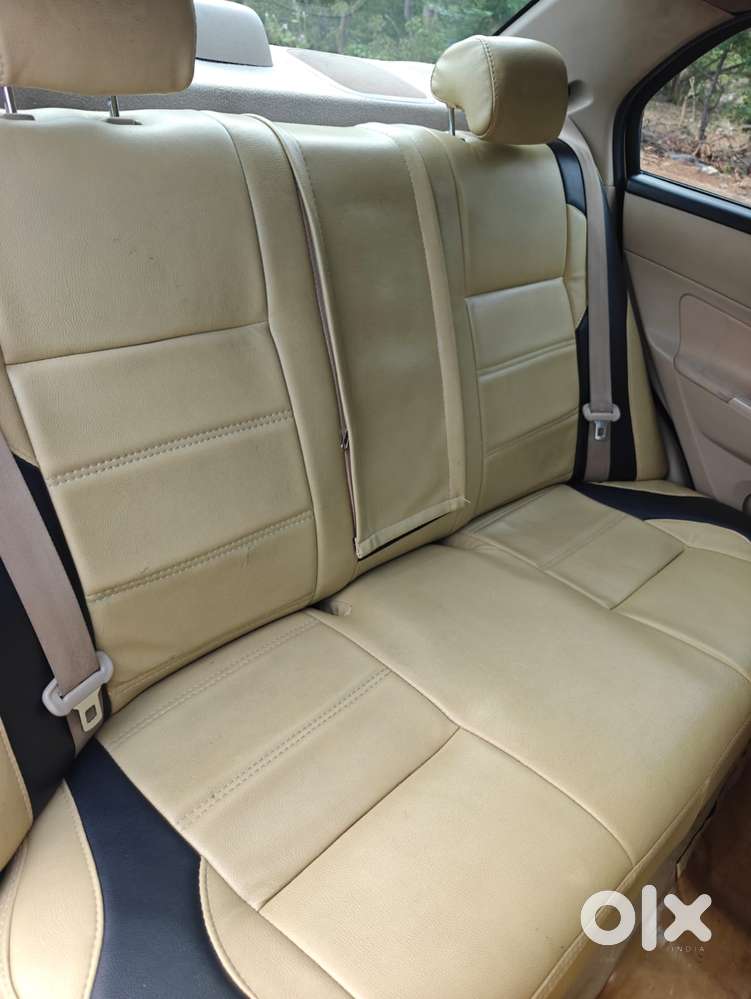 Maruti Suzuki Swift Dzire 1.2 Vxi Bsiv, 2017, Petrol