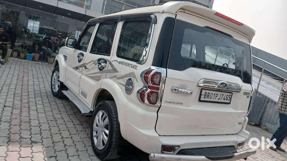 Mahindra Scorpio