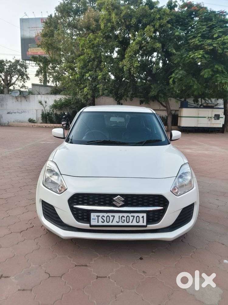 Maruti Suzuki Swift Vxi + Manual, 2022, Petrol