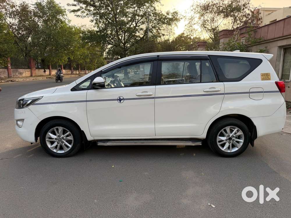 Toyota Innova Crysta 2.4 G Mt 7 Str, 2019, Diesel