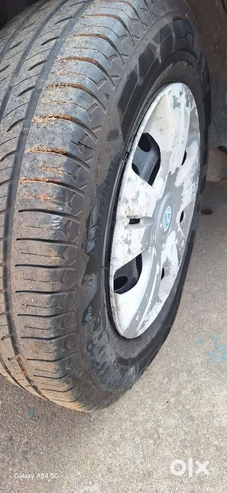 Good Condition New Toyota Clutch Plate And New Tyres New Seat Covers