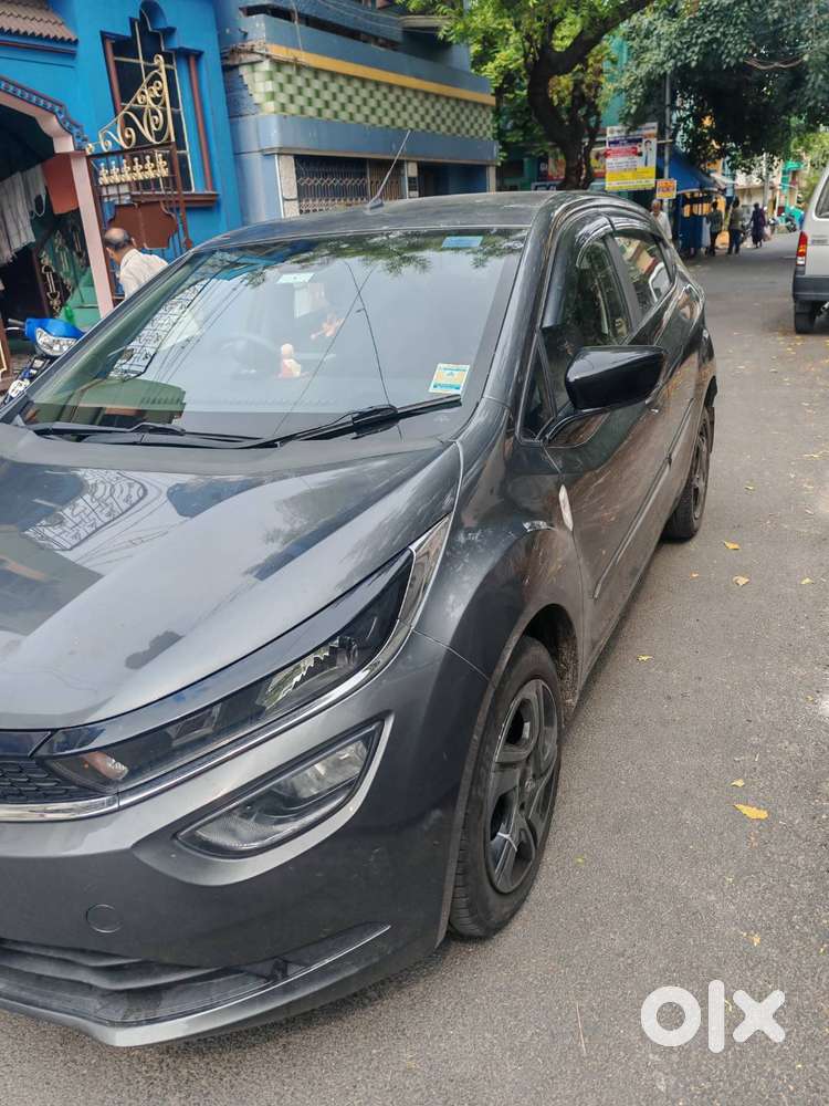 Tata Altroz Xt Petrol 2023 – Single Owner