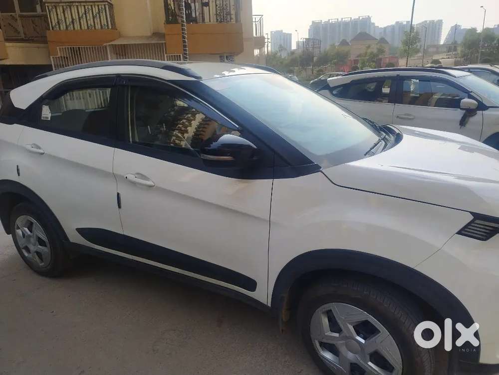 Tata Nexon 2025 Petrol 8500 Km Driven