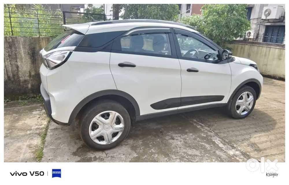 Nexon Xm S 2023 Year 51000 Km Drive Car