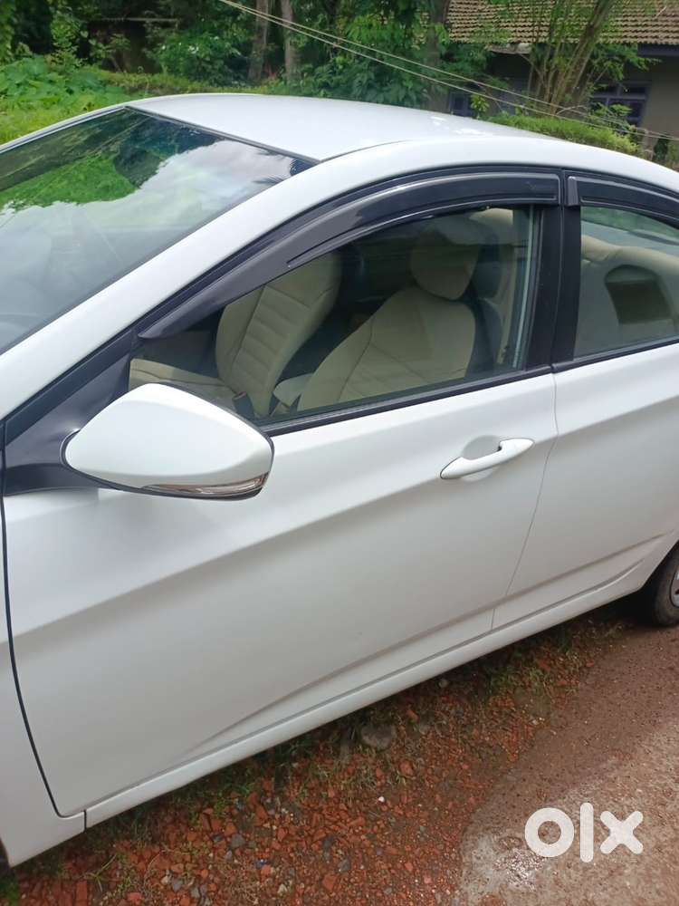 Hyundai Fluidic Verna 2013 Petrol Well Maintained