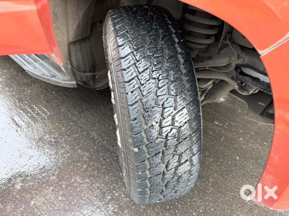 Mahindra Tuv 300 Mhawk100 T8, 2016, Diesel