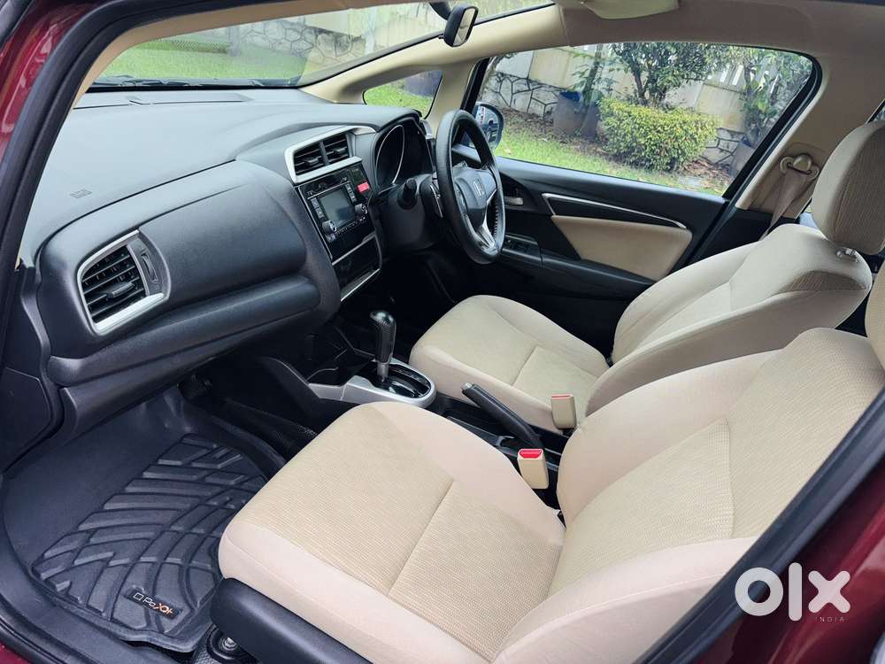Honda Jazz V Cvt, 2015, Petrol