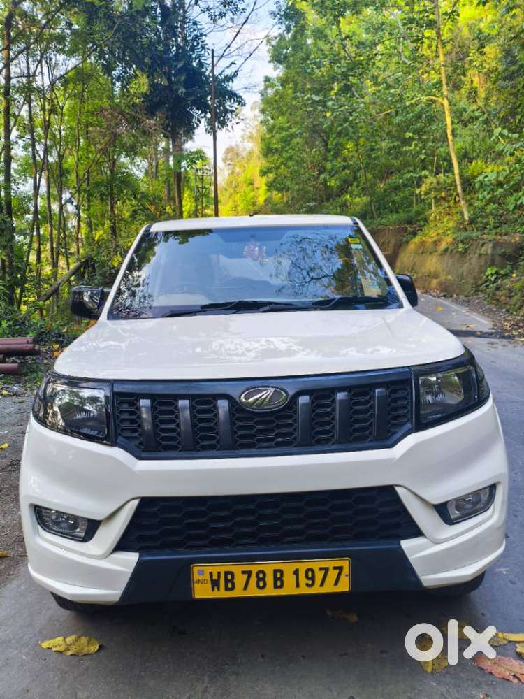Mahindra Bolero Neo N4, 2021