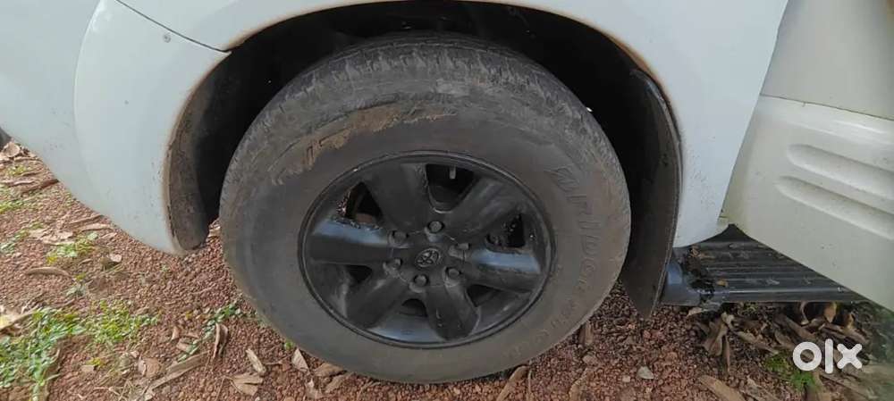 Toyota Fortuner Diesel Manual 2010 81000 Km Driven