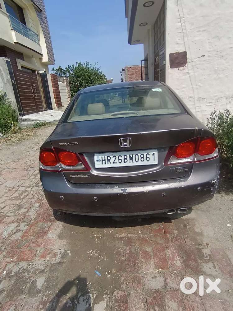 Honda Civic 2011 Petrol And Cng On Paper 105000 Km Driven