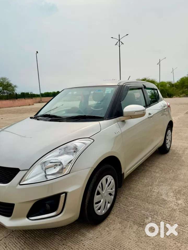 Maruti Suzuki Swift Vxi Optional, 2017, Petrol