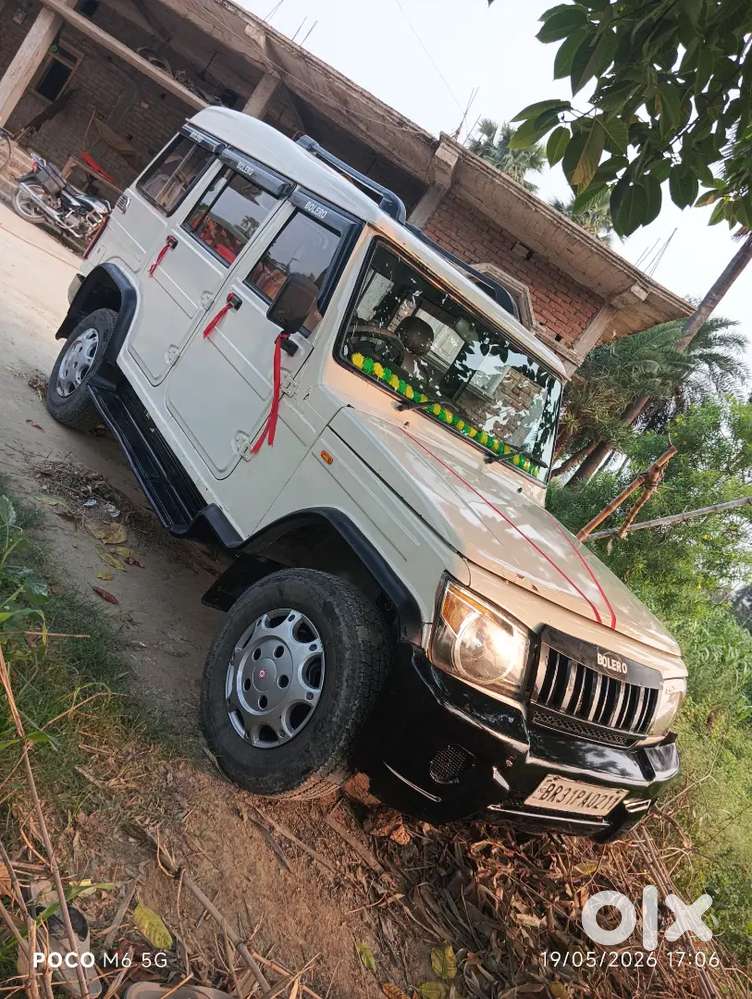 Bolero Di 2015 Modal  Non Ac Good Condition Me Gari Hai