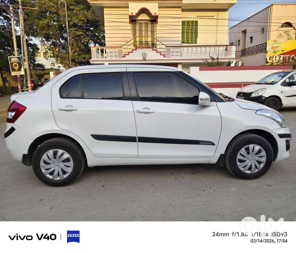 Maruti Suzuki Swift Dzire 1.2 Vxi Bsiv, 2014, Petrol