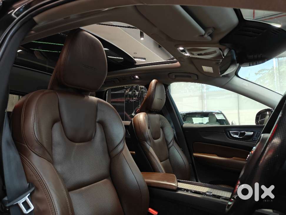Volvo Xc60 D5 Inscription, 2019, Diesel