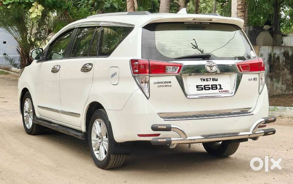 Toyota Innova Crysta 2.8z Automatic, 2019
